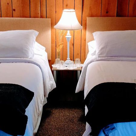 Pine Hill Arms Hotel Luaran gambar