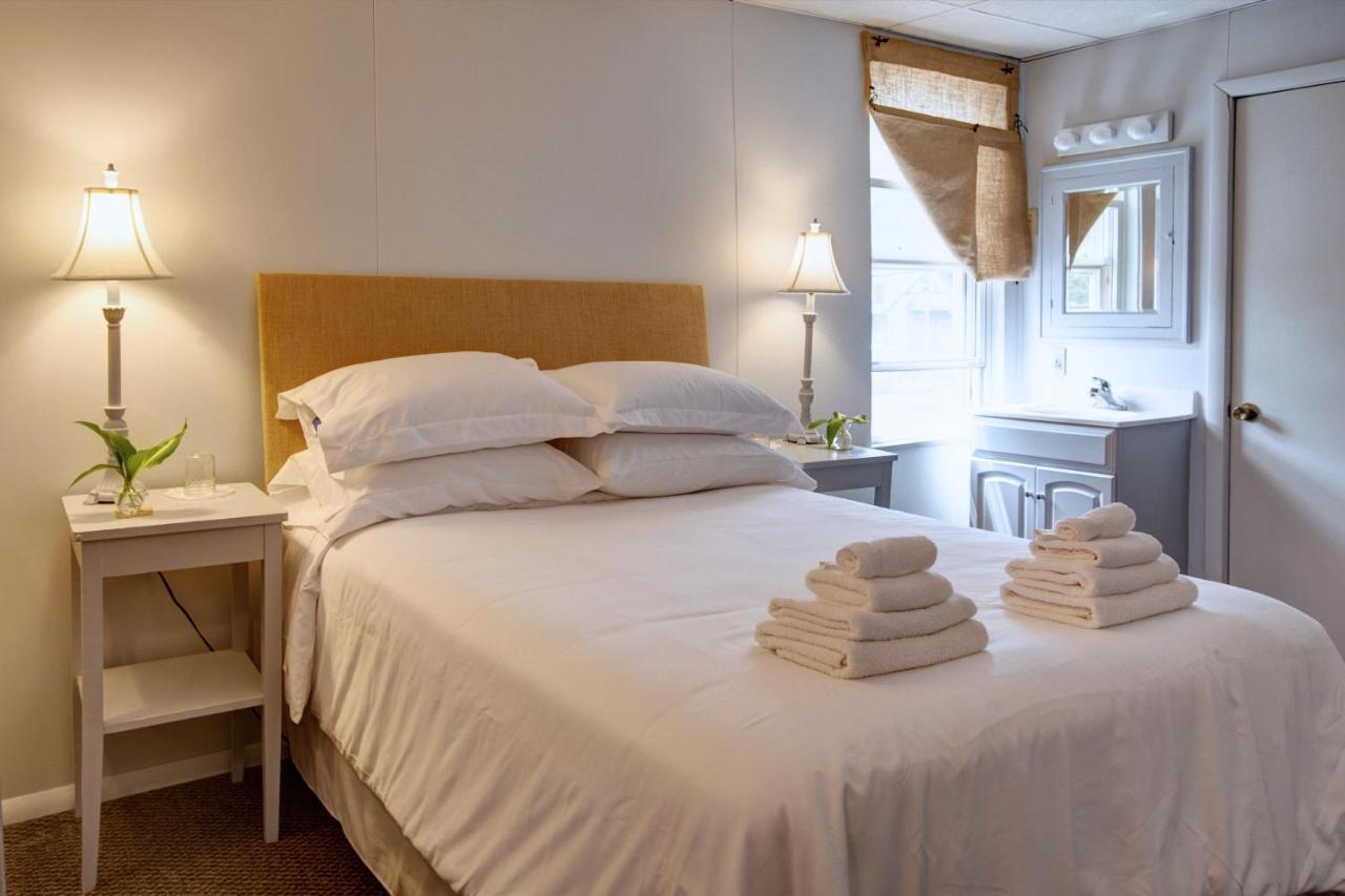 Pine Hill Arms Hotel Luaran gambar