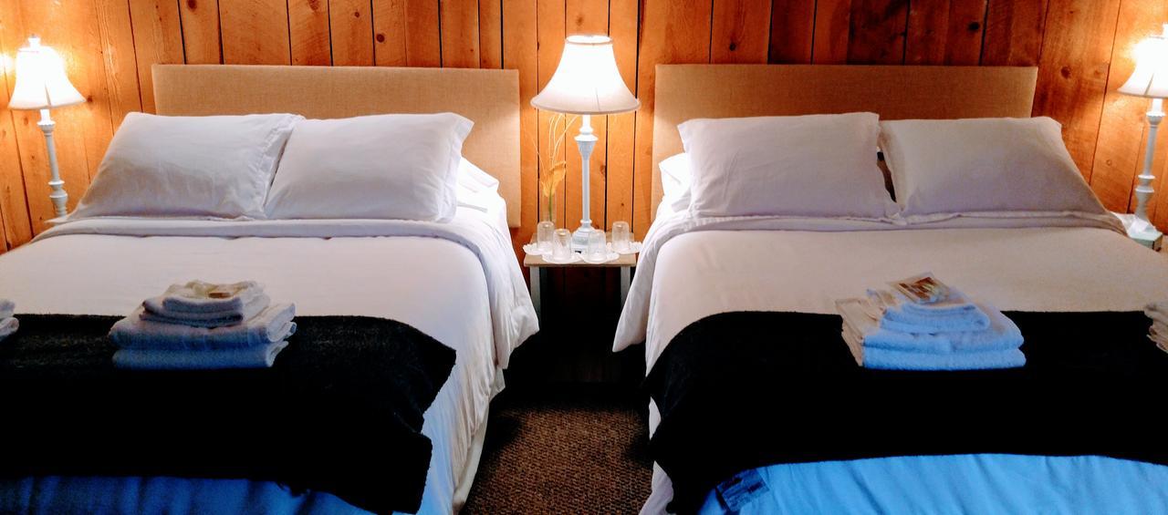Pine Hill Arms Hotel Luaran gambar